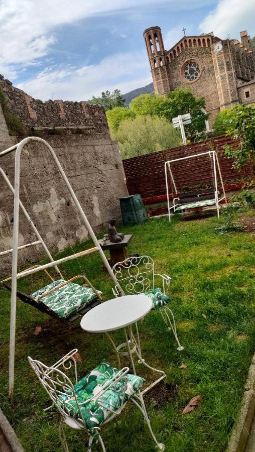 Apartament Volca Aiguanegra Sant Joan les Fonts Esterno foto