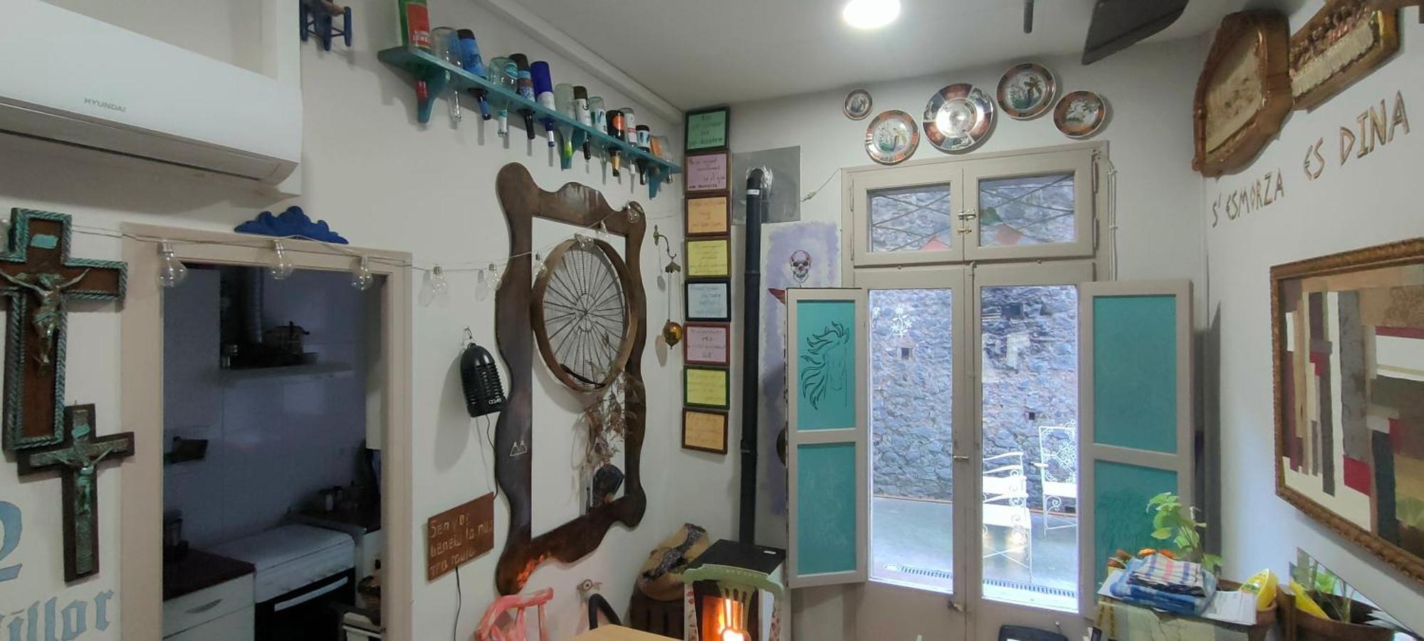 Apartament Volca Aiguanegra Sant Joan les Fonts Esterno foto